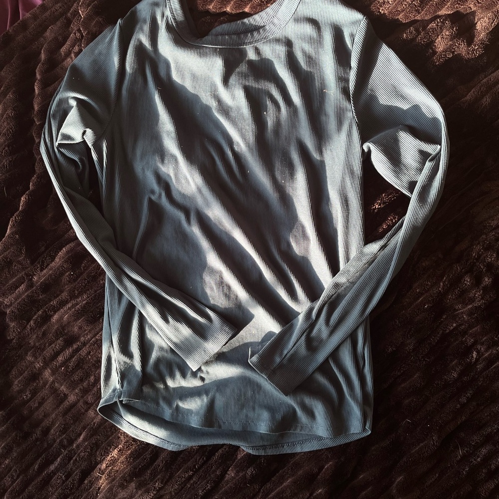 Long Sleeve Blue/Teal Top